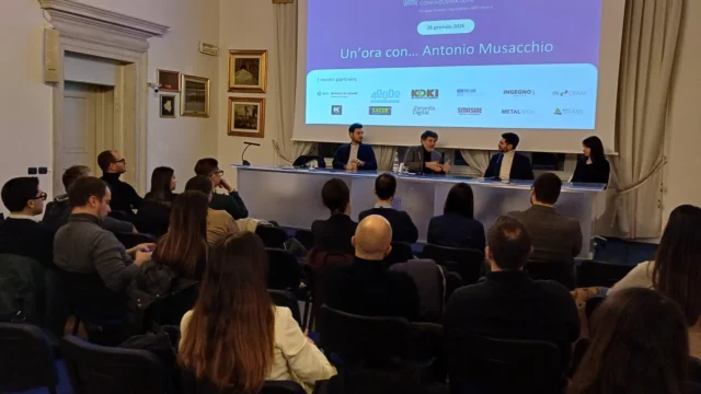 💡“Un’ora con…” è molto più di un incontro: è un’occasione concreta per il #GGIUdine di confrontarsi con chi certe sfide le ha già attraversate, trasformando esperienza e scelte reali in spunti utili e applicabili. 

Ospite dell'ultimo incontro Antonio Musacchio - AD di GSA Gruppo Servizi Associati, realtà multiservizi attiva in Europa in ambito salute e sicurezza sul lavoro e vigilanza antincendio - che dal 2021 guida un percorso di crescita e internazionalizzazione, con un focus su efficienza organizzativa e approccio integrato. 

✨ Un dialogo diretto, illuminante, che porta visione, metodo e prospettiva a chi oggi sta costruendo il proprio percorso imprenditoriale.

I nostri partners:
@bcc_bancadiudine @4dodo_beyondimagination @koki.spa @blueservice @Metal-Tech S.r.l. @mec_2_srl @ingegnosuite @gar_deck @kaesercompressori @sacercarrellielevatori @zeranta @smashie_official